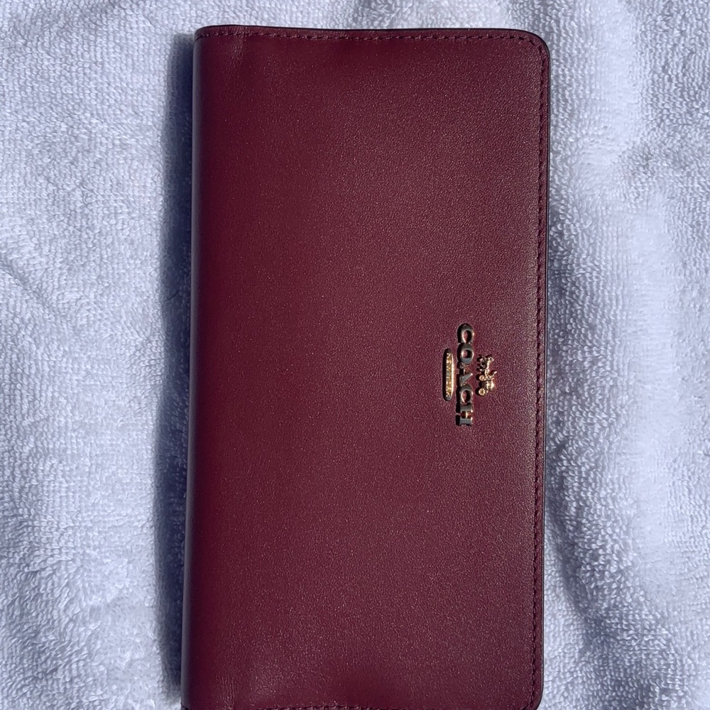 Coach smooth soft leather trifold wallet